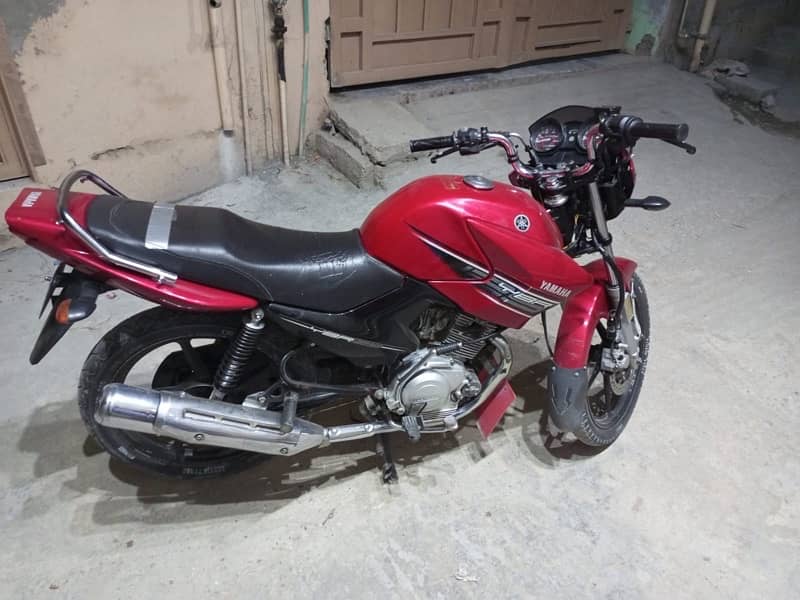 yahama ybr for sale good condition  Rwp number  ha koi fault ni ha 3