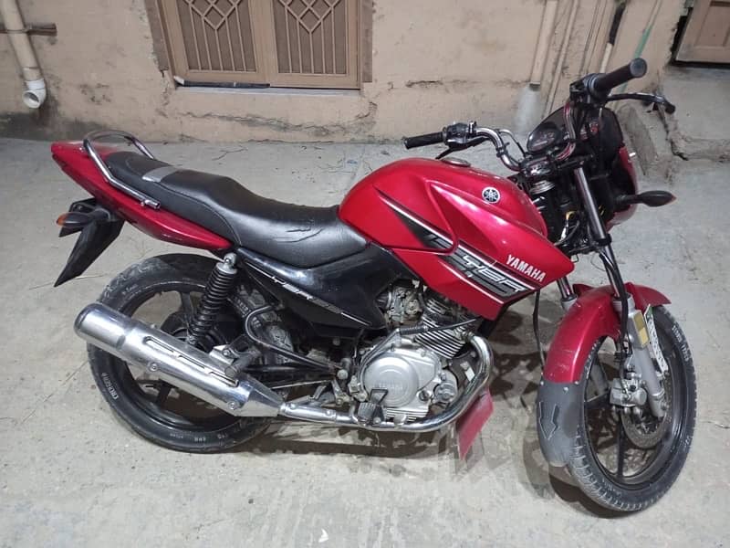yahama ybr for sale good condition  Rwp number  ha koi fault ni ha 5