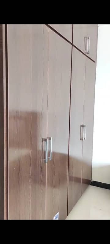 A Prime Location 2 Bed Furnished Apartment With Boulevard Facing Is Available With All Facilities. 14
