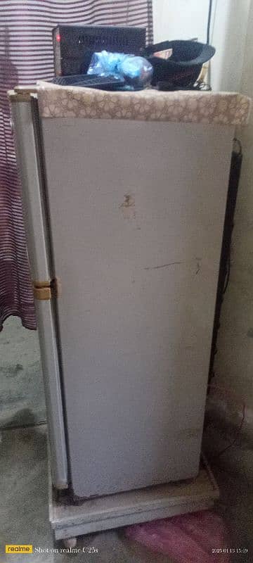 2 Door Dawlance Refrigerator for Sale 9