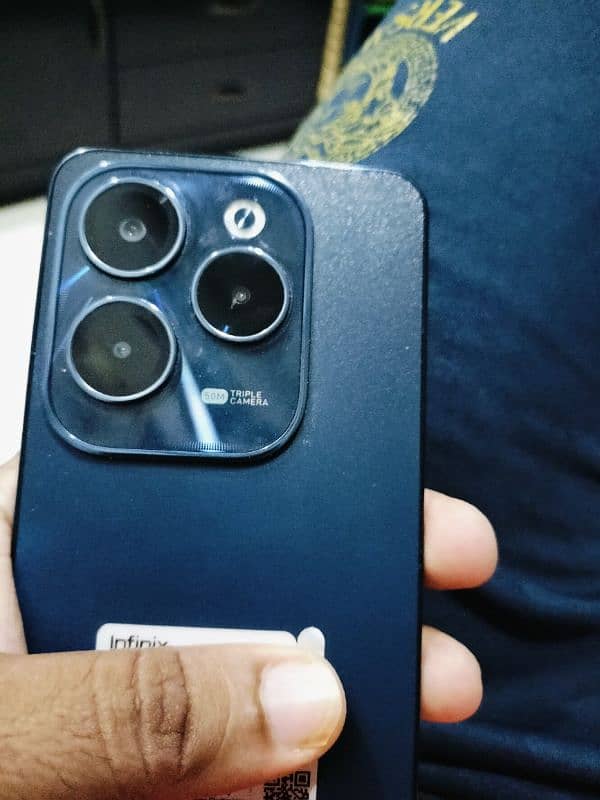 Infinix hot 40 in pristine condition 0