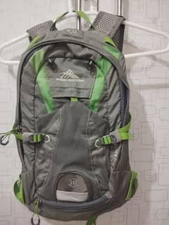 Hiking sports shoulder bag