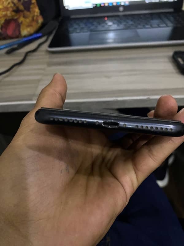 iPhone 7plus, 128 GBs, 4