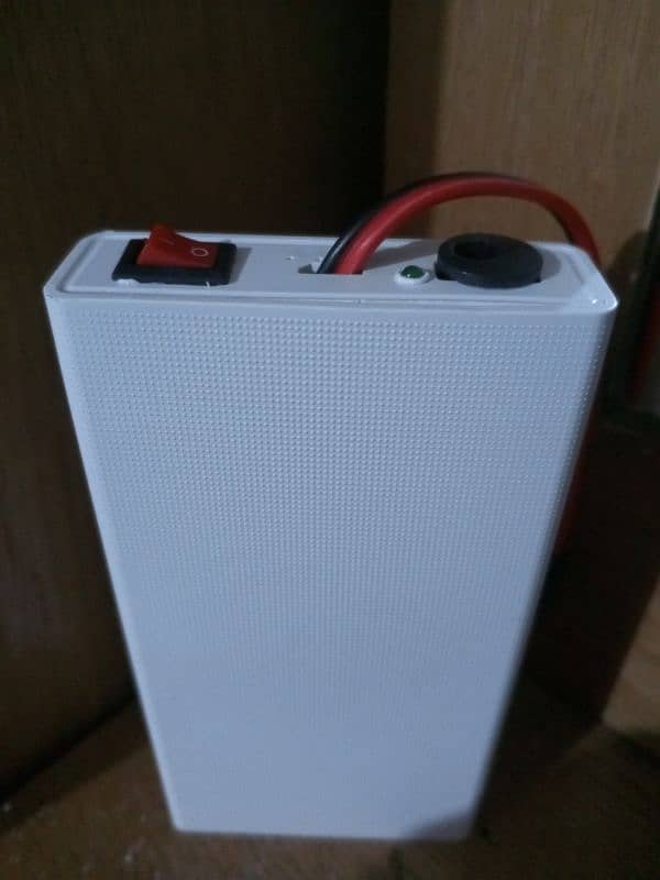 Router power bank 12v devices 4hours backup time 2