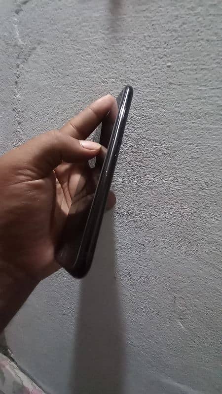 iPhone 7 3