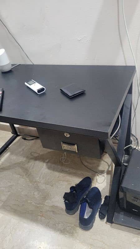 Black Computer Table For Sale 3