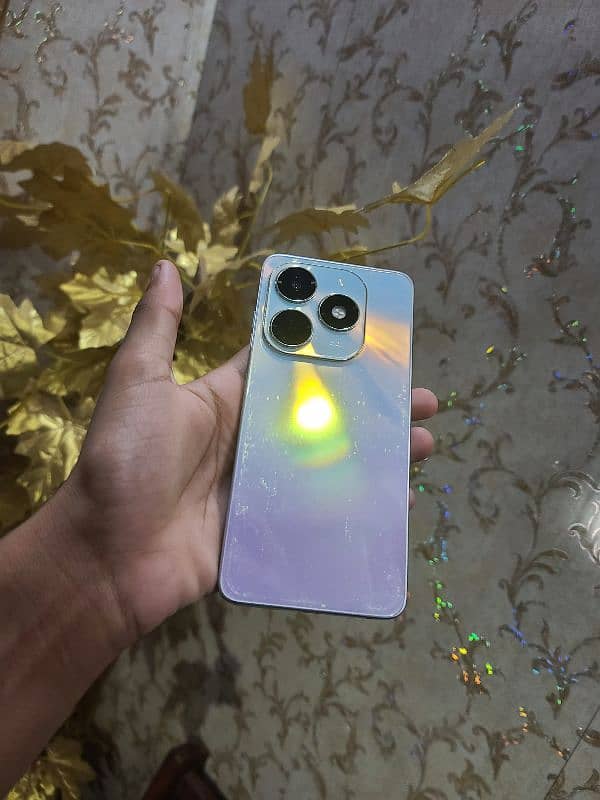 tecno spark 20 all okay no open no repair 03301581095 ye contact numbe 0