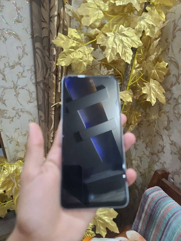 tecno spark 20 all okay no open no repair 03301581095 ye contact numbe 1