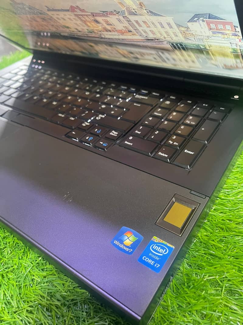 Dell Precision M6800 i7 4th MQ NVIDIA 4 GB (0322-8832611) 2