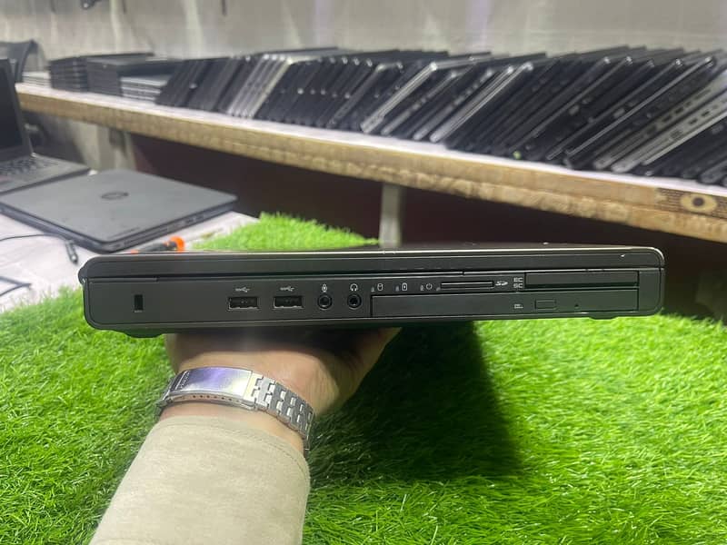 Dell Precision M6800 i7 4th MQ NVIDIA 4 GB (0322-8832611) 11