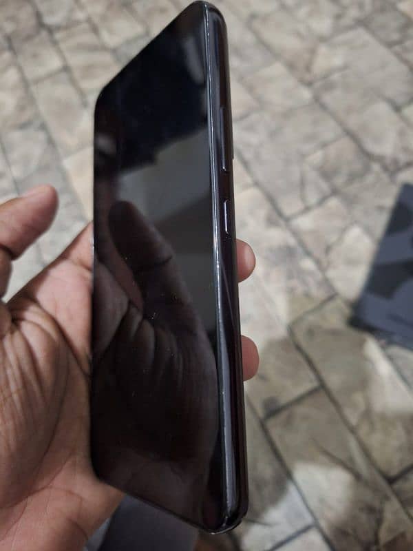 Samsung Galaxy S22 Official  PTA APPROVED  with Box 8GB Ram 128GB rom 3
