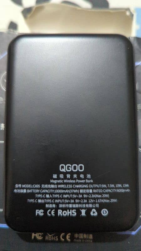 QGOO power bank wireless 0