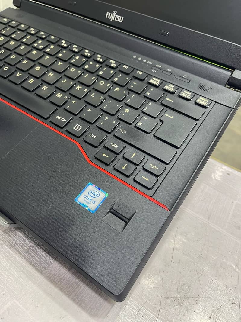 Fujitsu Lifebook E546 i5 6th Gen (0322-8832611) 2