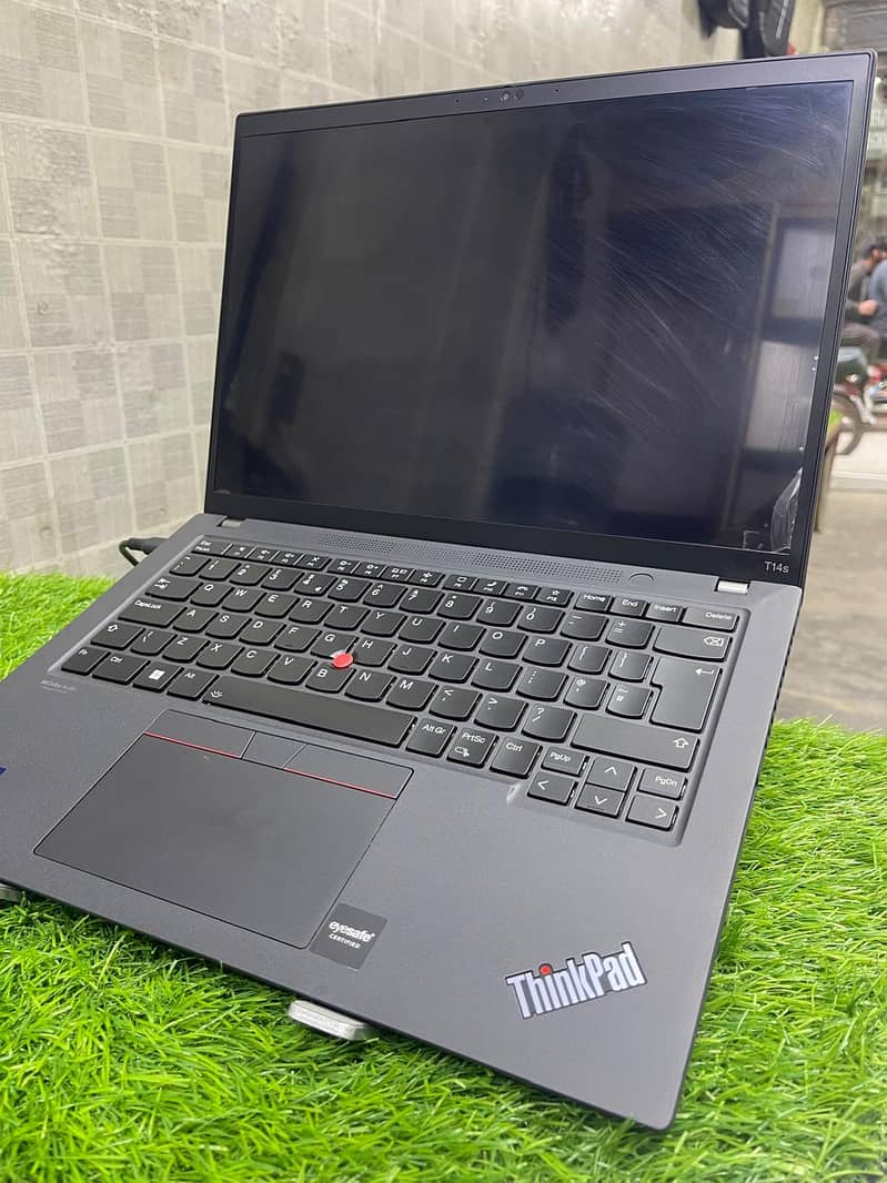 Lenovo ThinkPad T14s Gen 3 (i7 12th Gen) 5