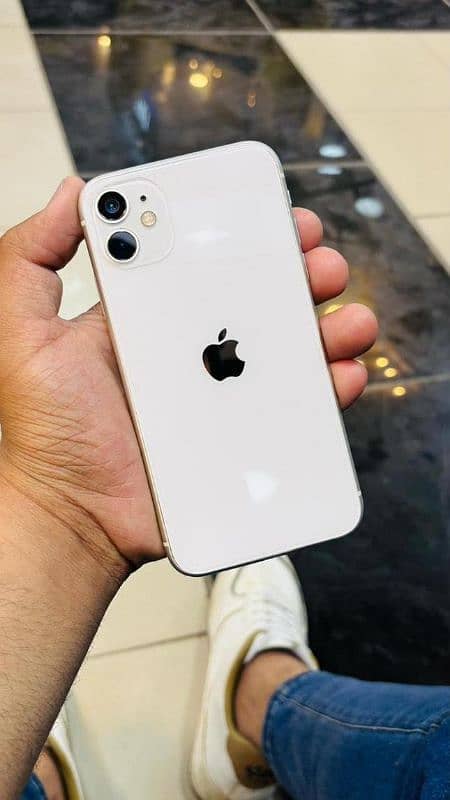 iPhone 11 128gb  non pta SIM time active price 45k 0
