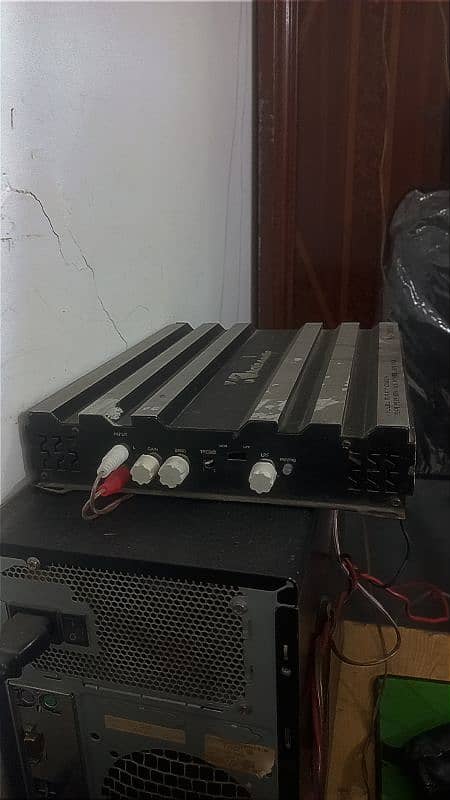 2 Full Size Speaker with Best Amplifier. 2