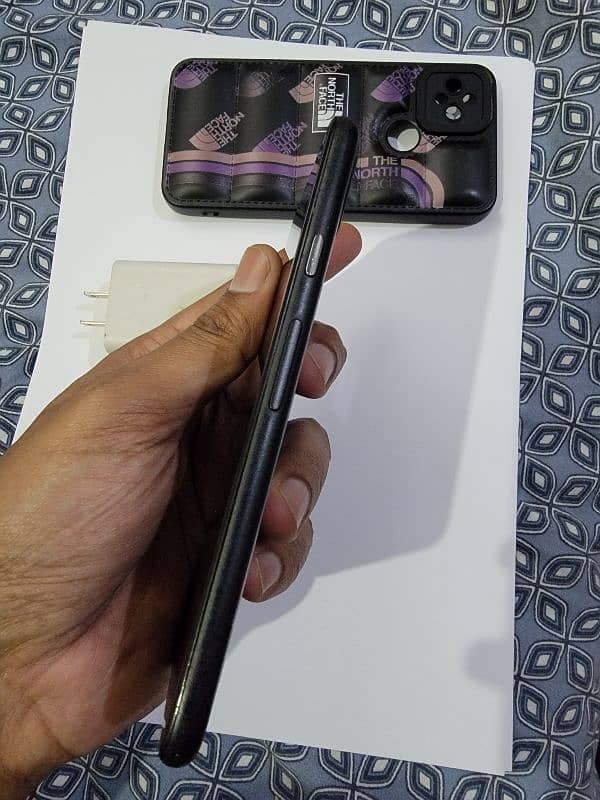 Google Pixel 5 8-128 Dual SIM PTA with genuine charger Sale Exchange 3