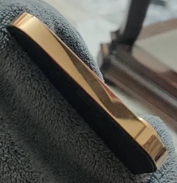 iphone 12 pro max Gold colr ( 03166700979 ) whats app 3
