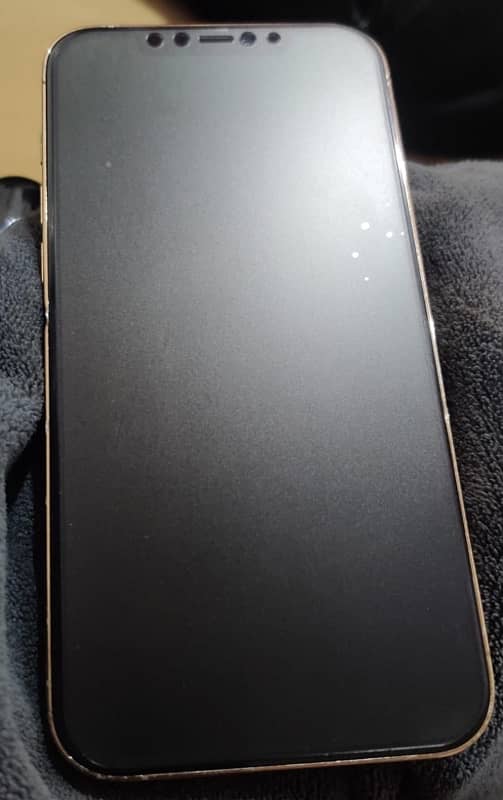 iphone 12 pro max Gold colr ( 03166700979 ) whats app 5