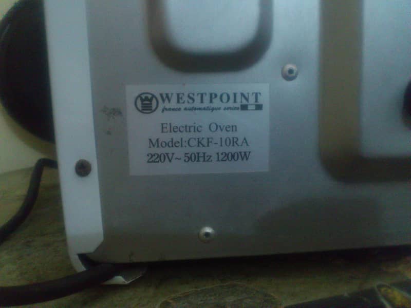WestPoint Oven 220V~50Hz 1200W. Model : CKF-10RA. 9