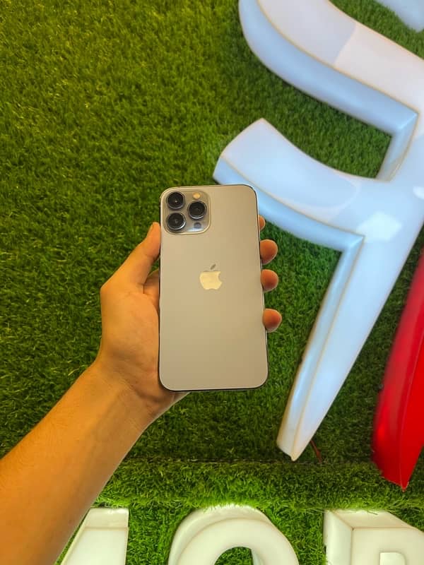 iPhone 13 Pro max (non pta )jv 4 month sim time 0