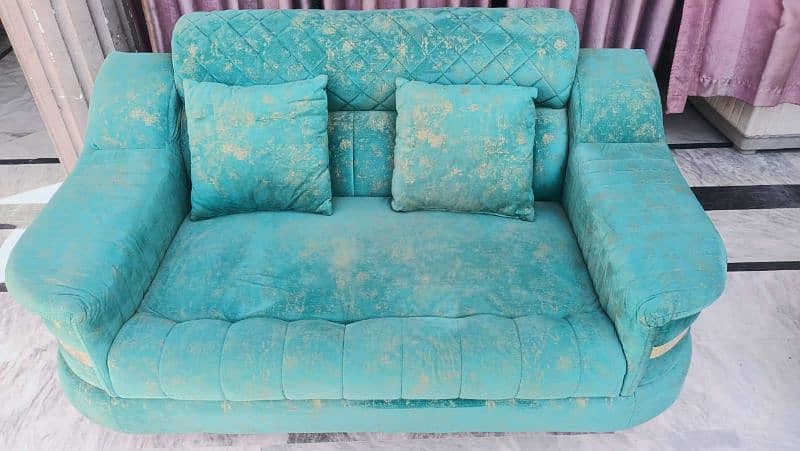 Stylish & Comfortable Sofa Set for Sale – Great Condition! 2