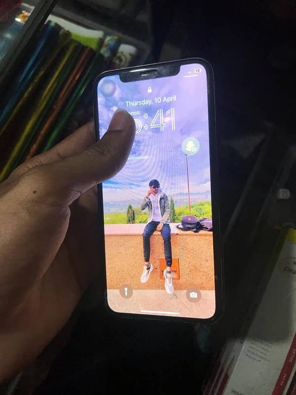 IPHONE X NON PTA , EXCHANGE POSSIBLE 9