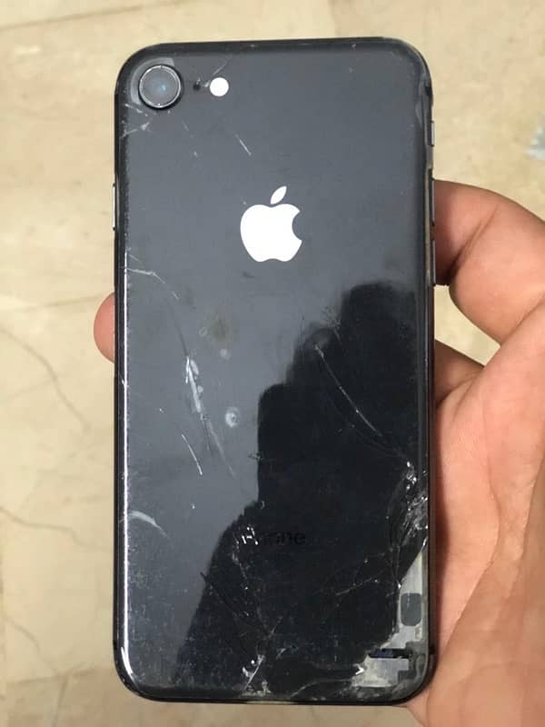 Iphone 8 256 Non PTA 1