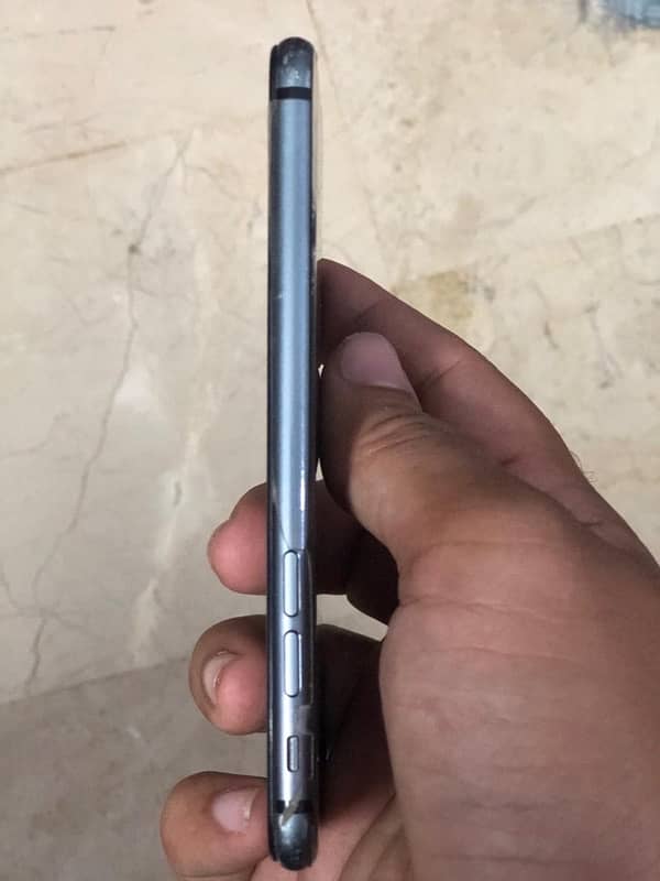 Iphone 8 256 Non PTA 2