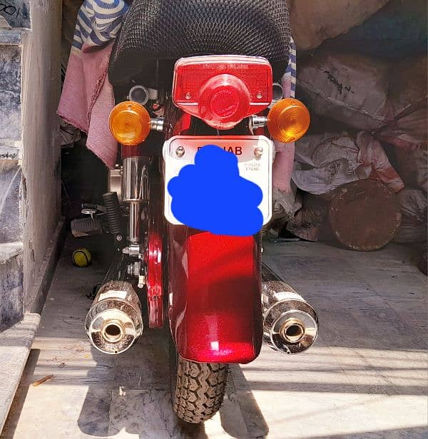 cd 200 honda road master re stored red colour self start 1