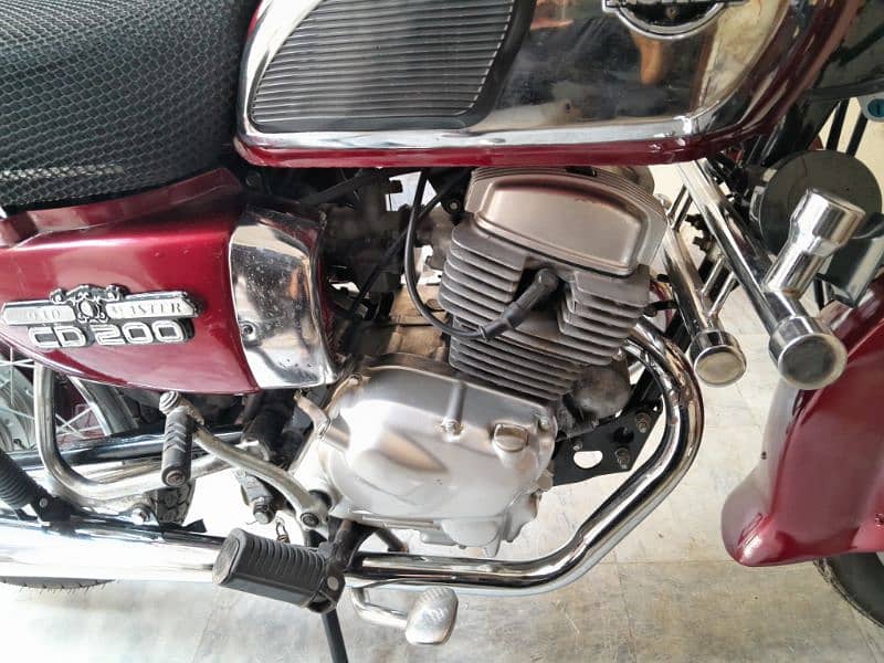 cd 200 honda road master re stored red colour self start 2