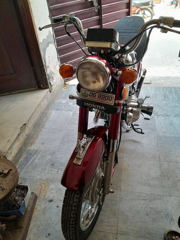 cd 200 honda road master re stored red colour self start 5