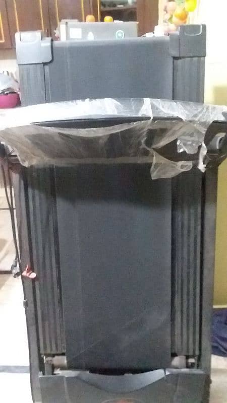 treadmils for gym good condition 0