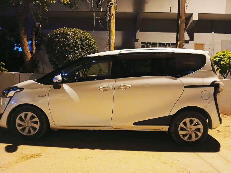Toyota Sienta 2015 | Reg 2021 | Hybrid HEV | URGENT SALE | 7 Seater 0
