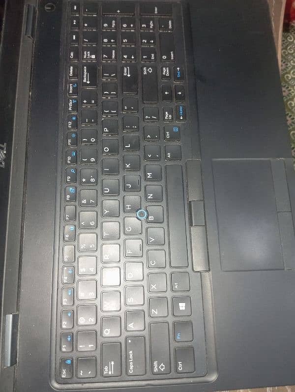 Dell Precision 3530  Core i5_8th Gen. 16/512  with 4GB Graphics Card 2
