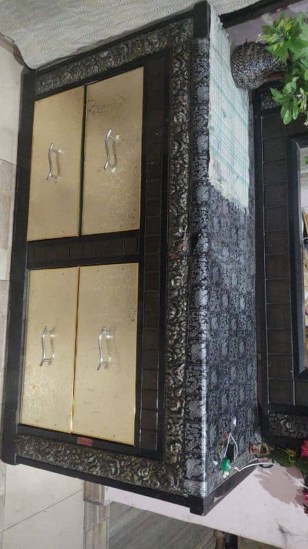 side tables and dressing table with mirror for sale 1