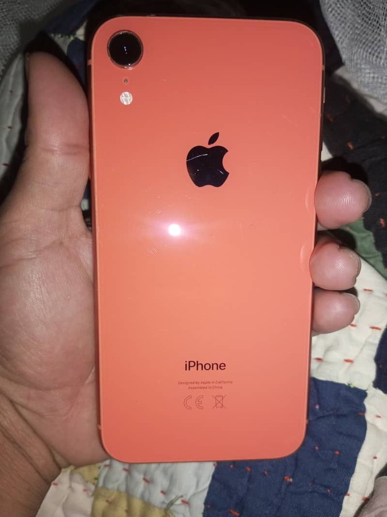 Apple iPhone XR 0