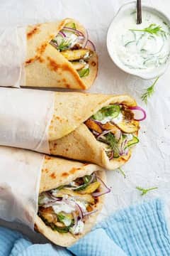Fast Food Restaurant Staff  فاسٹ فوڈ ریسٹورنٹ سٹاف