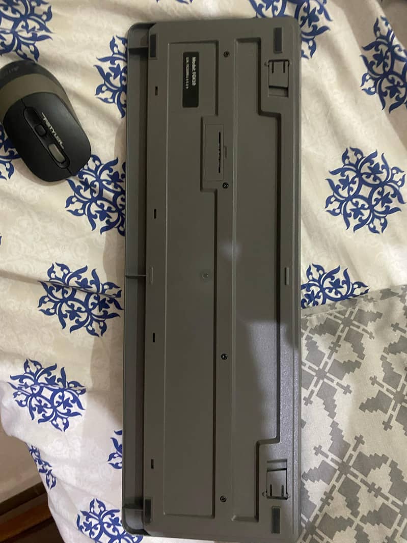 A4Tech high quality Mouse and keyboard set just like brand new wireles 3