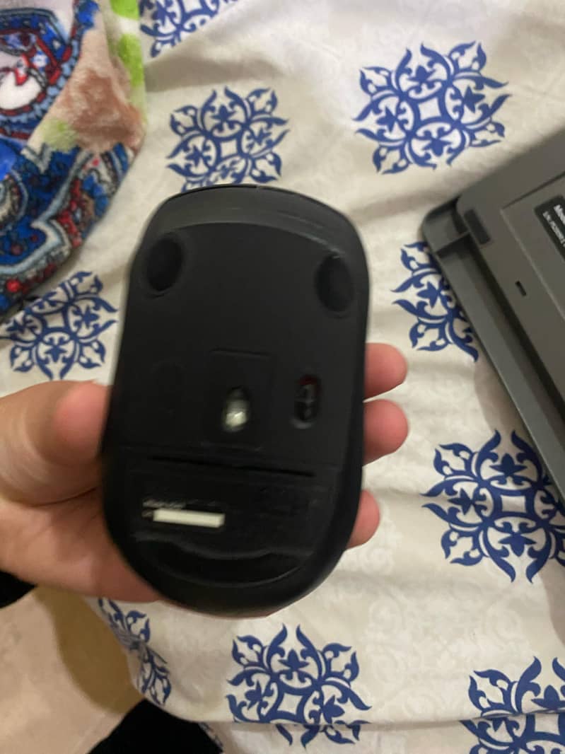 A4Tech high quality Mouse and keyboard set just like brand new wireles 5