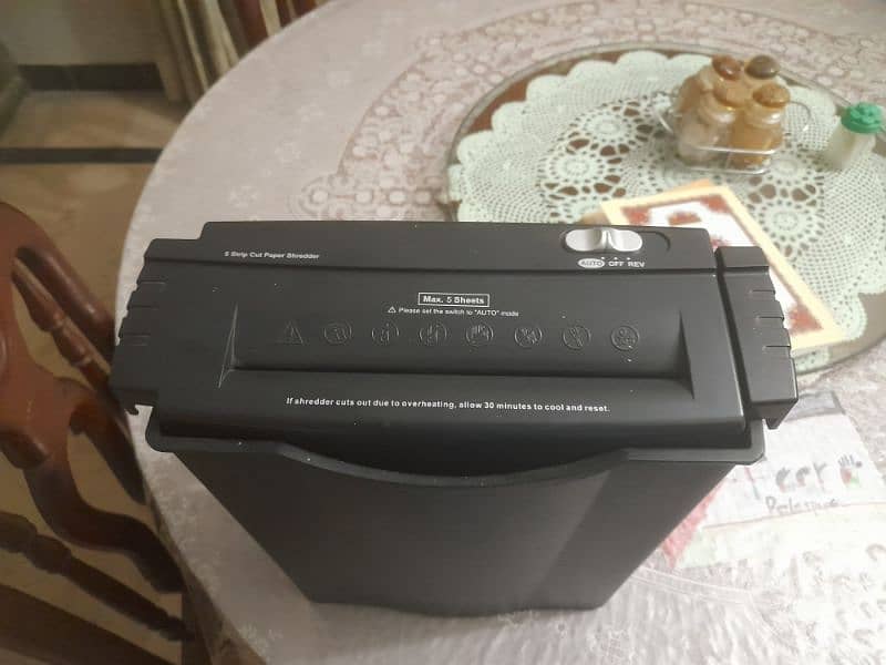 paper shredder 3
