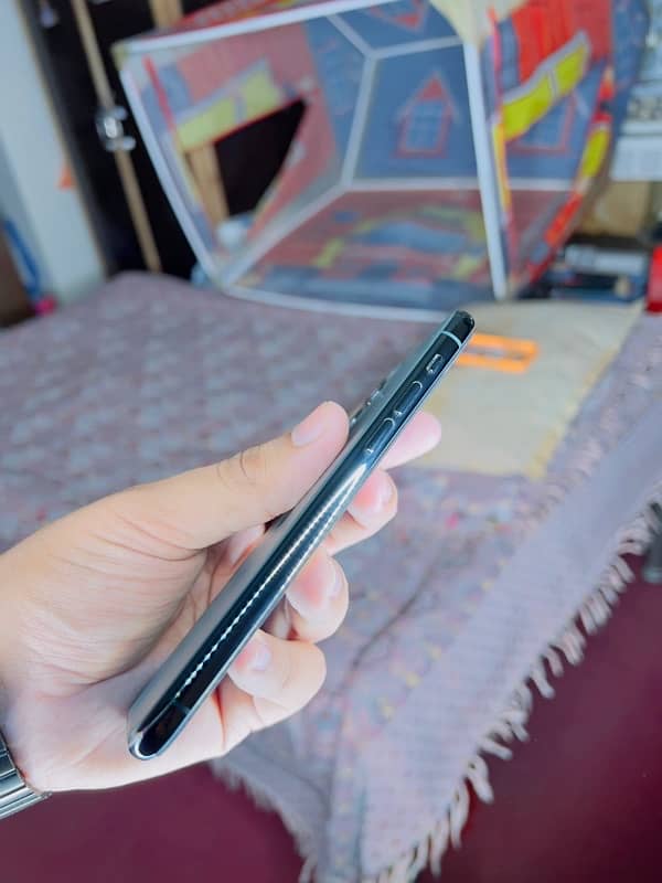 iPhone 11pro Pta Approved 4