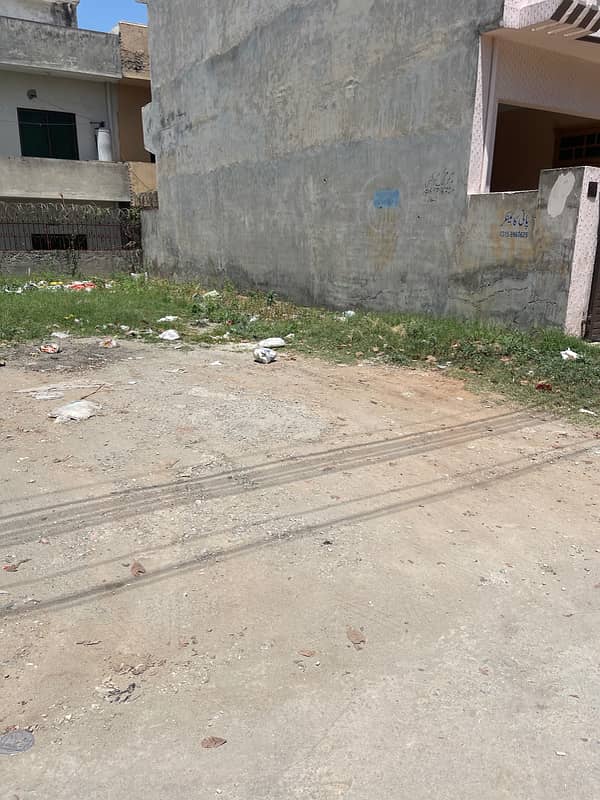 1 Kanal Level Plot For Sale In Pwd 0