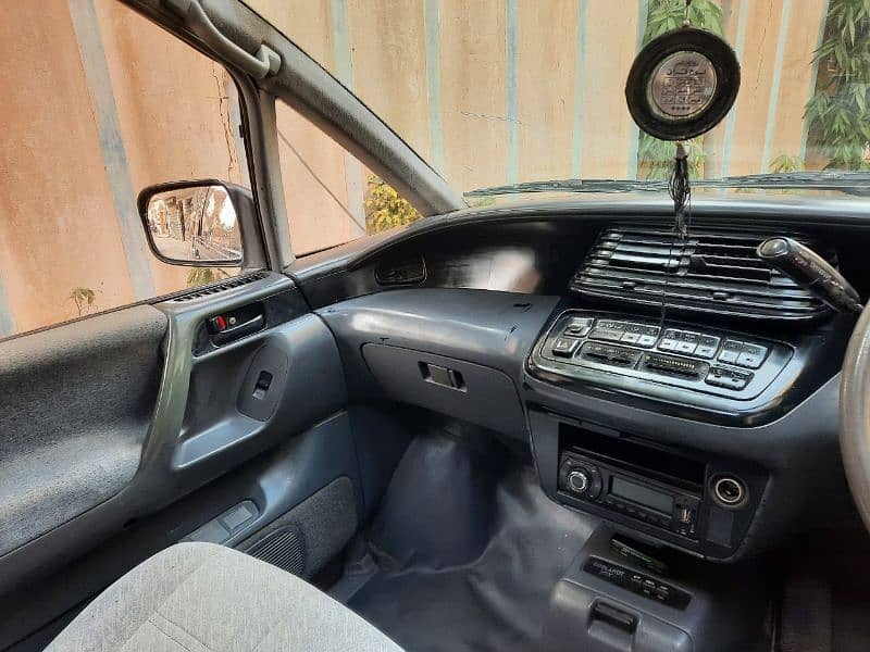 Toyota Lucida 1994 19