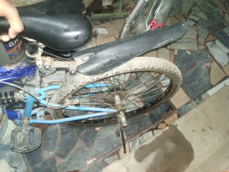 caspian bicycle 26 inches with good condition 9/10 condition 4