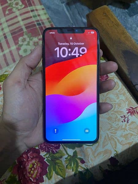 iphone xs max 512gb Golden . read discription plz then contact me 1