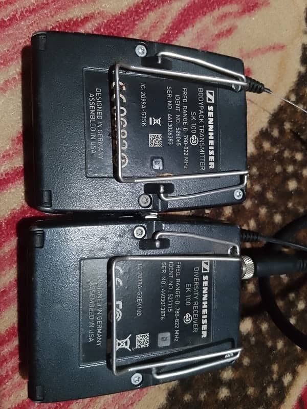 Sennheiser EW 100 G3 Wireless System with Clip-On Lavalier Mic 3
