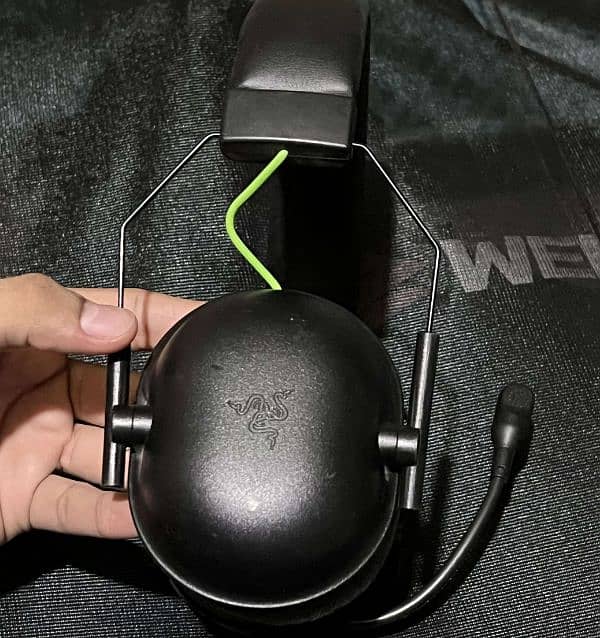 Razer BlackShark V2 X Gaming Headset - Excellent Mic Quality 4
