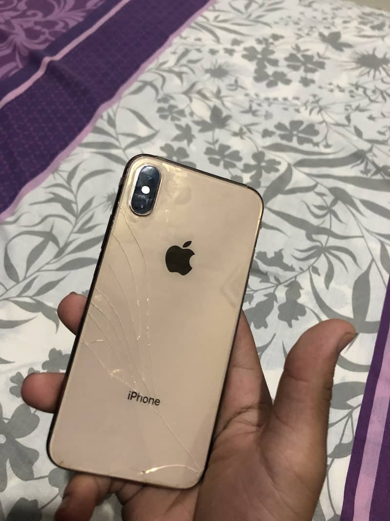 Apple iPhone XR 0