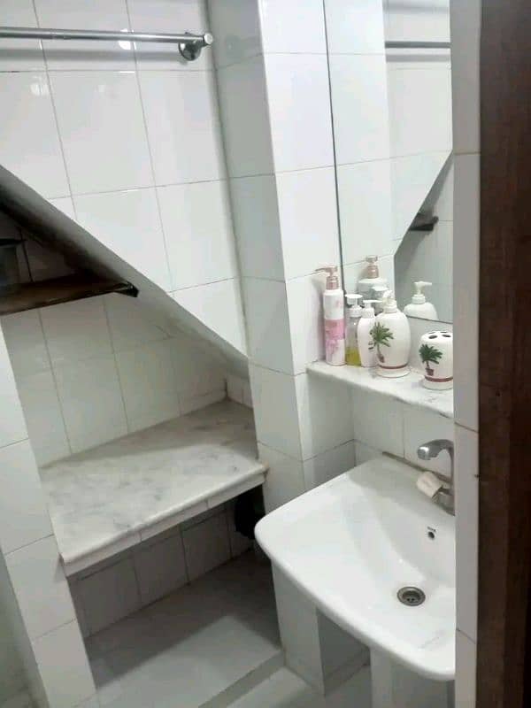 Studio available In F-10/1 in house 9